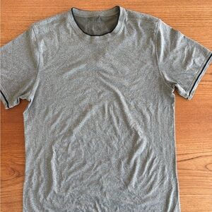 lululemon athletica Gray Short Sleeve Tee